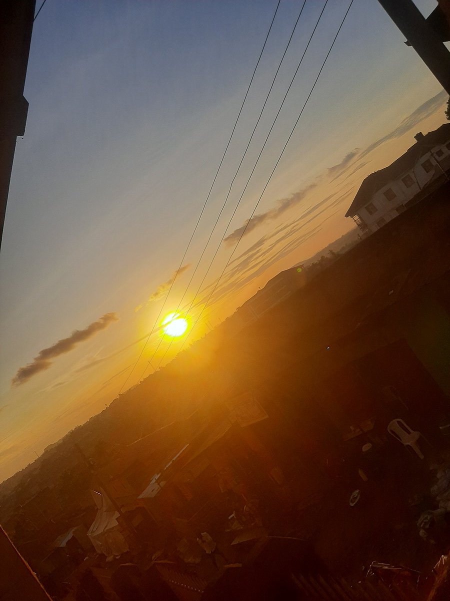 Babagyeivan's tweet image. Nature is painting for us, day after day, pictures of infinite beauty if only we have the eyes to see them. the sunset wipes away crankiness, restore a sense of peace, and remind me that I am only a small part of a much bigger picture. 
#sunset #SunsetLovers : Flama Hostel View