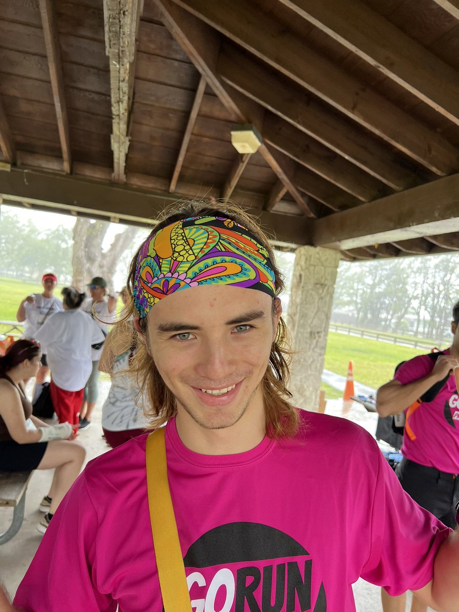 fgarciatio's tweet image. Running in memory of our beloved Sean and suicide awareness last week at the Emotions in Motion 5K for Mental Health.

#GoRunProject 🌴 #GRP #JustShowUp #FreeFitness #5KTraining #Track #OCR #5K #SpeedTraining #Miami #Run #SuicideAwareness #EmotionsInMotion #MentalHealth