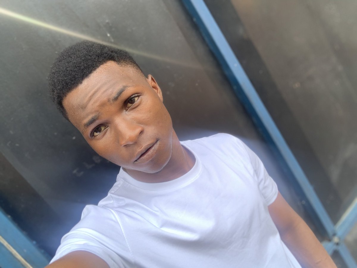 JosephOnesmo5's tweet photo. @Uwabataa @Tigo_TZZ @Kissaka0 @Hunterjay12345 @Alexson1098 @majurasamwel1 @nyuki_malkia Jina onesmo Joseph kyando https://t.co/2N4SOfe5le
