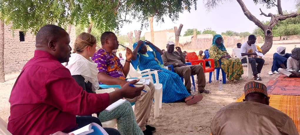 rbm_maroobe's tweet image. Mission conjointe COPAFIB-TCHAD continue sa supervision dans les zones du SD3C au Tchad. Il s&apos;agit de renforcer les capacités des OP pour la préparation d&apos;une campagne pastorale apaisée et la mobilisation des éleveurs pour la campagne de vaccination. #RBM #SD3C #COPAFIB #Tchad