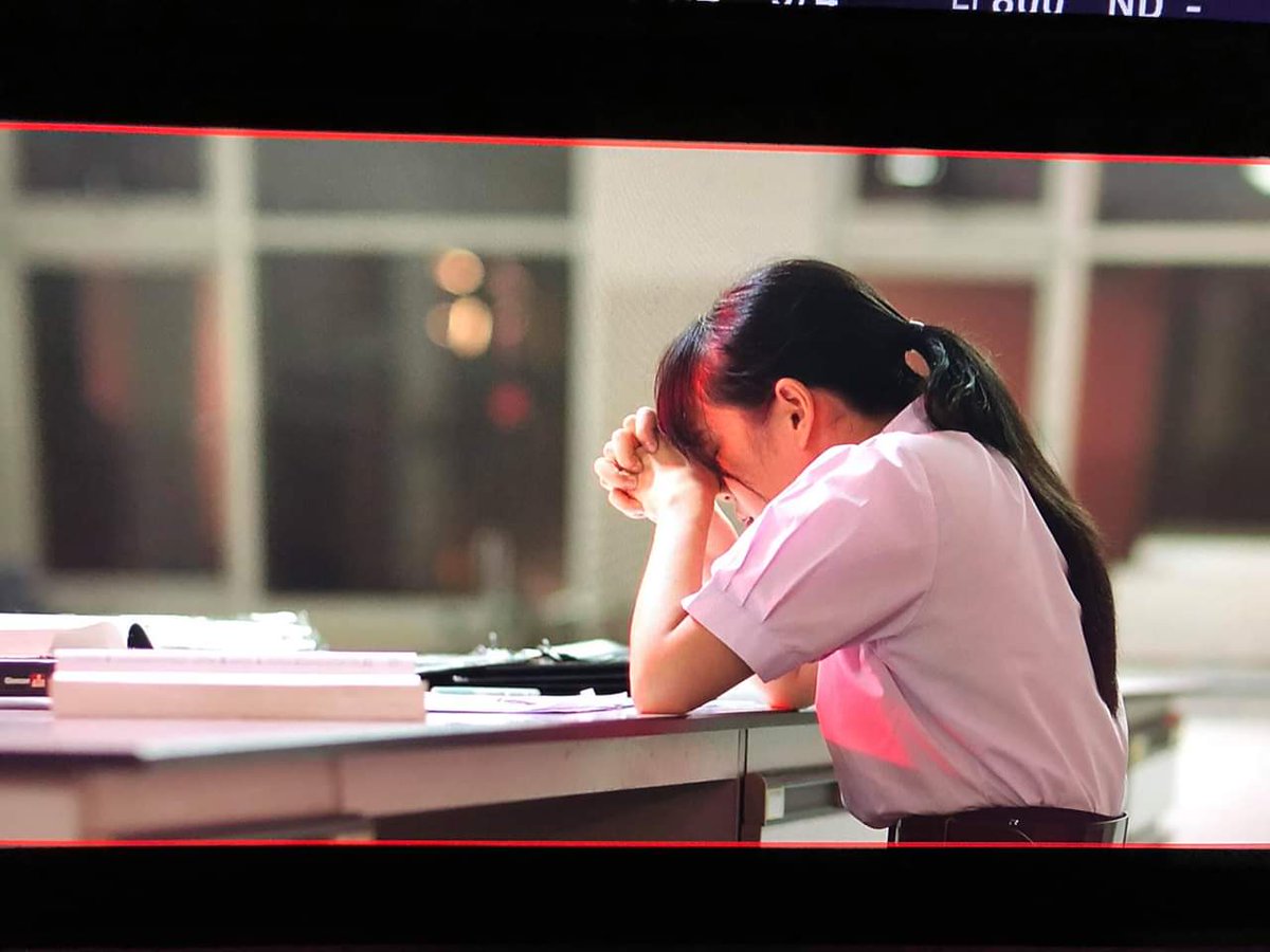 CJPJNxxx's tweet image. ‘ รักแรกมันลืมยาก ฉันคงลืมยาก แม้จะนานเท่าไหร่ ไม่มีวันที่จะจางหาย.. ’  

————●———————————
1.06                                                    -4:31

               Nont Tanont - รักแรก

               ◄◄          ▶          ►►