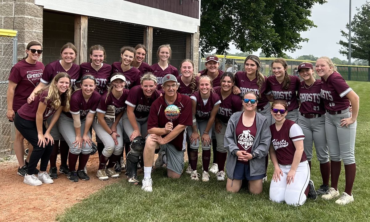IVC Softball tweet media