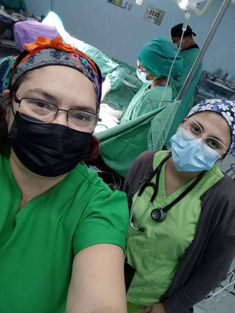 🐸🐸📝!El Hospital de la Mujer "Bertha Calderón Roque" en #Nicaragua lleva a cabo gran Jornada Quirúrgica #13Mayo sobre enfermedades Oncologicas #SaludParaElPueblo 
<a href="/MinsaNicaragua/">Ministerio de Salud Nicaragua</a> <a href="/SilaisManagua/">Silais Managua</a> <a href="/opsomsnic/">OPS/OMS NICARAGUA</a> <a href="/UNICEFMexico/">UNICEF México</a> @OnusidaLatina <a href="/BibliotecaCEPAL/">Biblioteca CEPAL</a> <a href="/ONUMujeres/">ONU Mujeres</a> <a href="/MyBolivia/">🦋 Mყ Boᥣιvιᥲ 🇧🇴</a>