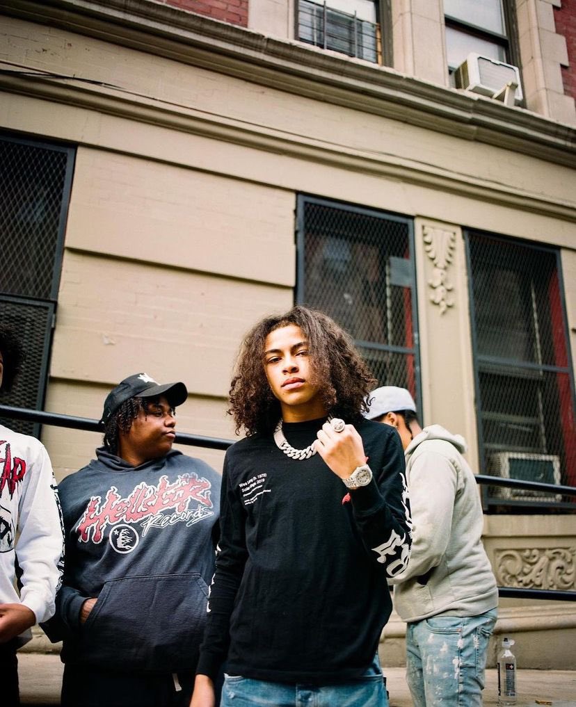 _ddosama's tweet image. Look up man I know we winning. Haters mad cause they ain’t in it😂🖤

#ddosama 
#everything4notti