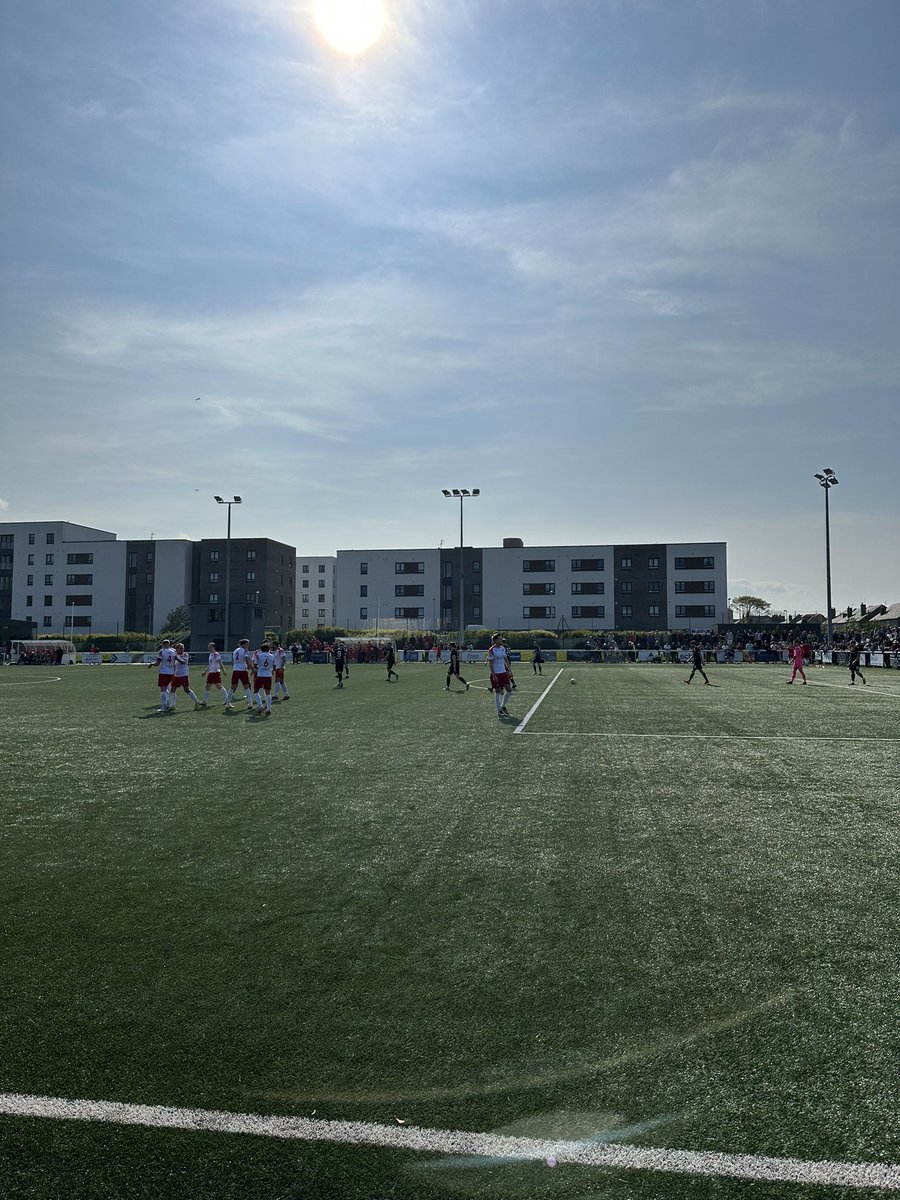 Brilliant day in North Edinburgh ☀️

Amazing turnout and community spirit at <a href="/northedinfest/">North Edinburgh Community Festival</a> 👏🏻

Great crowd at Ainslie Park and a decent result for @spartansfc 👍🏻