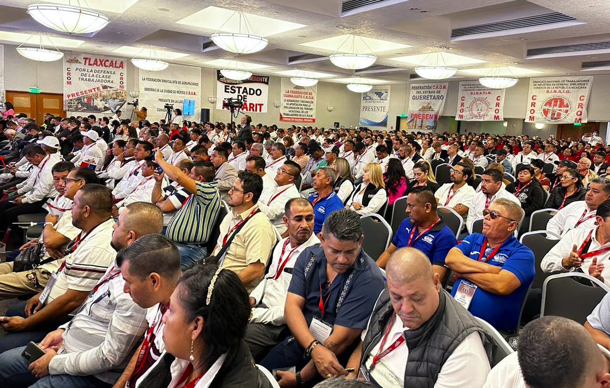 primeroelobrero's tweet photo. Felicitamos a la @CROM_MX con motivo de su 105 aniversario y atendemos la invitación a su H. Asamblea Nacional, Fortaleciendo lazos y reafirmando la representación y compromiso que esta Dirección guarda hacia todas las Organizaciones Sindicales. #DST #CROM #Tripartismo https://t.co/ps3lH9wxvv