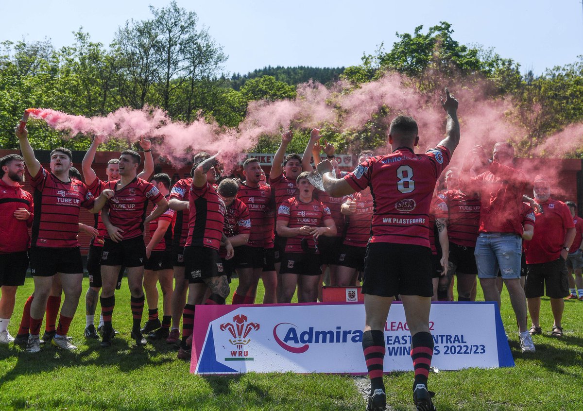 Your 2022/23 Division 2 East Central Champions Abercynon RFC 🔴⚫️What a team #Ymlaen