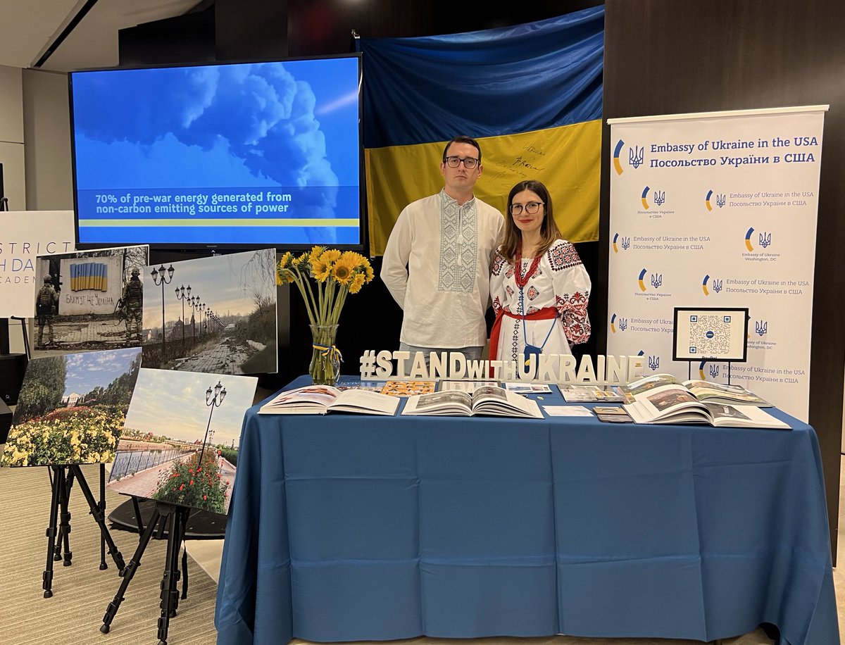 JacksonHoward's tweet photo. Delighted to see @UKRintheUSA at @EUintheUS during #EUOpenHouse, showcasing Europe’s support for Ukraine. #StandWithUkraine https://t.co/P53EVmbSWx