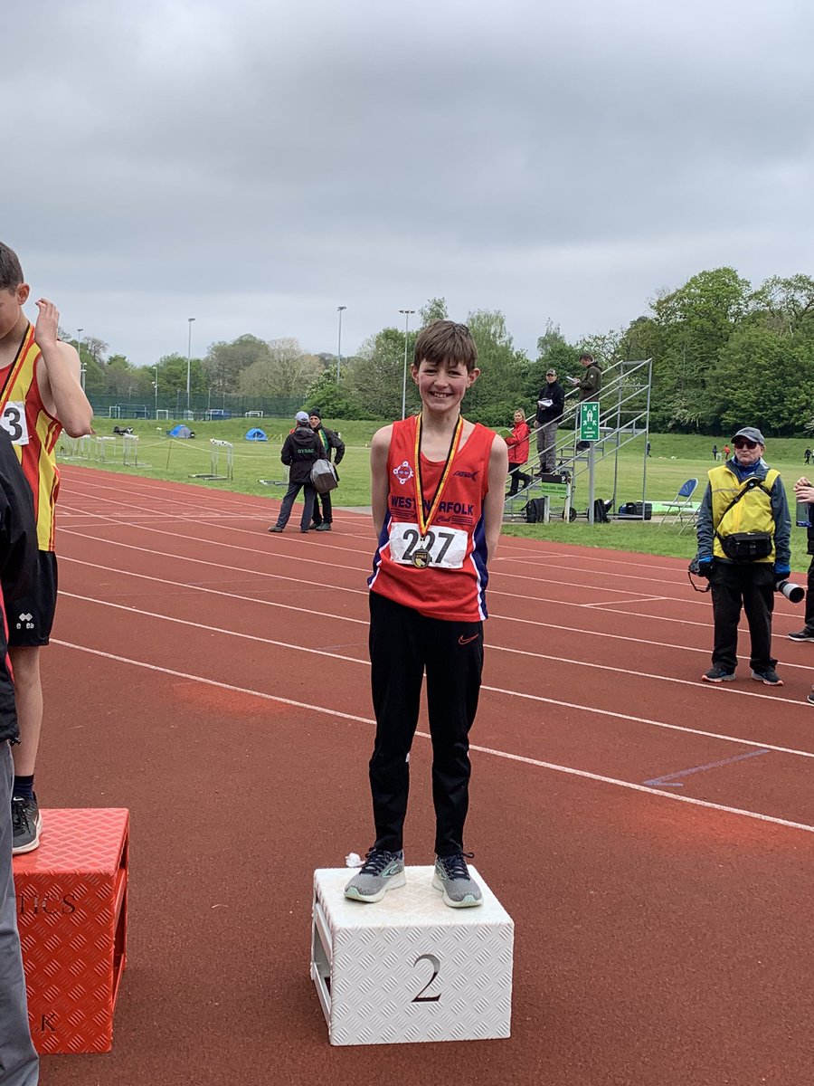 etheridge_vicky's tweet photo. Norfolk County Athletics Champs - 2nd in U13 boys 800m 👏🏻👏🏻 His 1st attempt at 800m on track and smashed it! Best of all he almost talked himself out of doing it this morning 🤦🏻‍♀️😂 #norfolkathletics #proudparent #haveago @APHS_PE https://t.co/ca2ANxyGFt