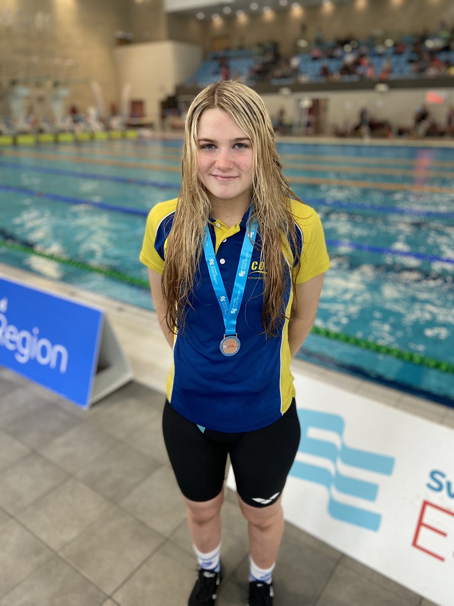 COPSSwimFast's tweet photo. SwimEngland East Region Championships Finals Update π₯
Female 200m Fly
Emma C BRONZE π₯
Isla St 4th place π
Maya S BRONZE π₯
Molly B 7th place π
#topjob #goCOPS ππ https://t.co/kXQxOeyfcp