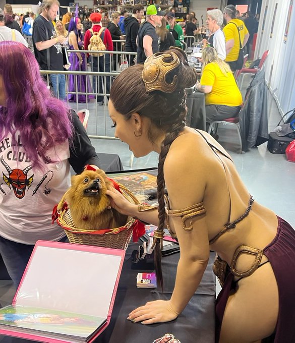 Thank you to everyone who came to see me @walescomiccon especially Nessie @Nuka_Mali 💛 https://t.co/<a class="tags" target="_blank" title="On Twitter" href="/?out=eyJ0eXAiOiJKV1QiLCJhbGciOiJIUzUxMiJ9.eyJpYXQiOjE3MjA3MjgzMzUsImlzcyI6InR3cG9ybnN0YXJzLmNvbSIsIm5iZiI6MTcyMDcyODMzNSwiZXhwIjoxNzUyMjY0MzM1LCJyZWRpcmVjdF91cmwiOiJodHRwczovL3R3aXR0ZXIuY29tL3dhbGVzY29taWNjb24ifQ.MNRVxsICS8BqRB9vAYxWrxtVEfEA5mIxXwbZJX365VD7rhOlcuVBzL-2zASZnmTSsNBJrsD1TtRO6hXRx3KyzQ">@walescomiccon</a><a href="/tag/cosplay"class="tags"><span>#cosplay</span></a><a href="/tag/bodypaint"class="tags"><span>#bodypaint</span></a><a href="/tag/bramble"class="tags"><span>#bramble</span></a>