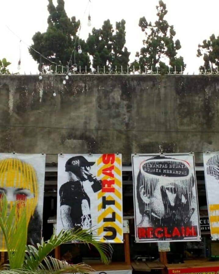 MabalMovement's tweet image. gm everyone...🎗️

one of the visual corners of actmove solo exhibition at the people&apos;s market
themed :POSTER is identity

#mabalmovement #actmove #poster