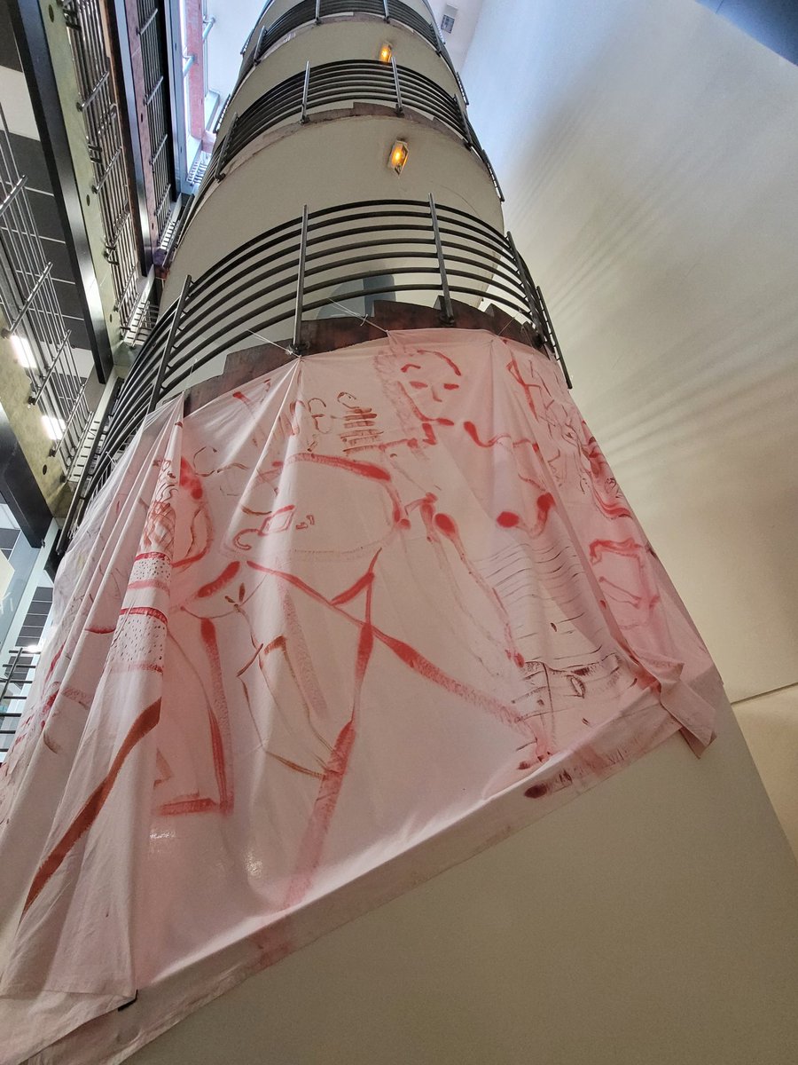 Lycée Les Arènes tweet media