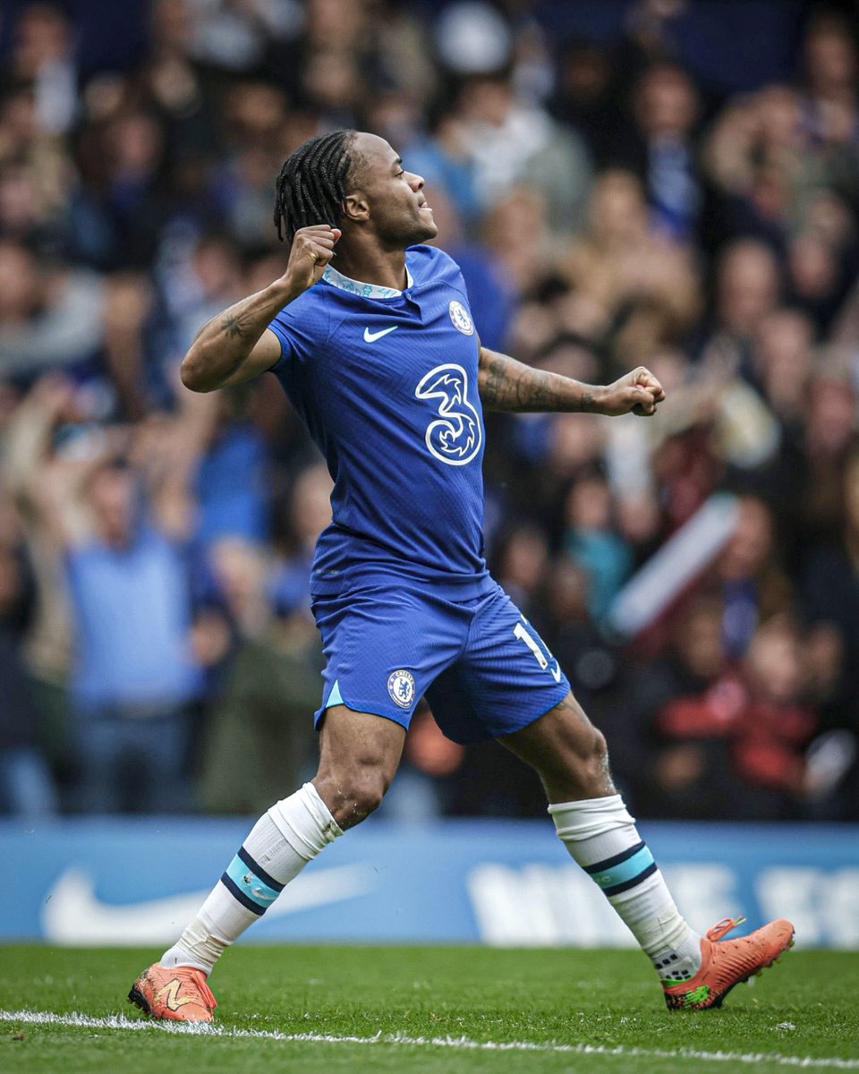Raheem Sterling tweet media
