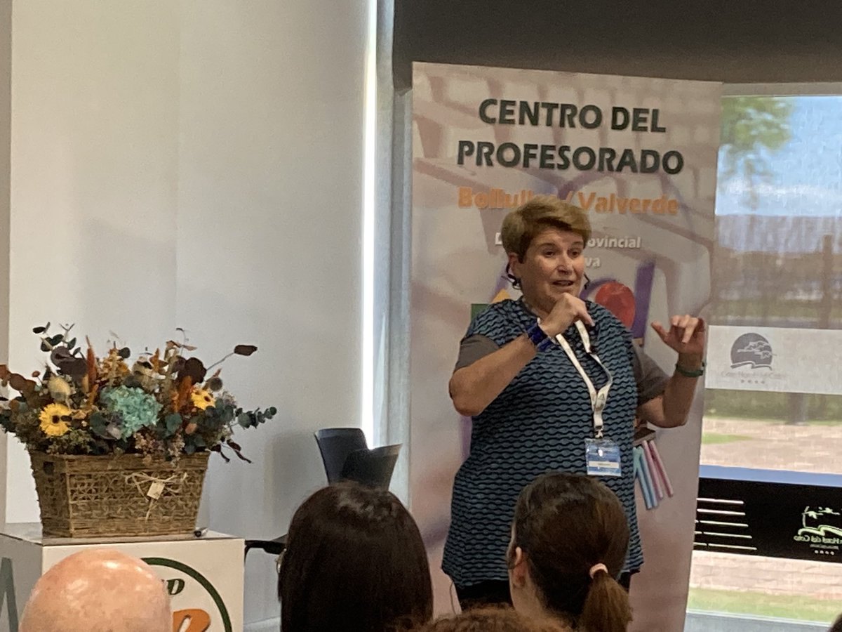 🥲Llegamos a la conferencia de clausura  con Anna Forés. @annaforesub 
🙌🏼Este fabuloso congreso se acaba, pero por todo lo alto
<a href="/EducaAnd/">Consejería Desarrollo Educativo y FP</a> <a href="/CatedraNEUROEDU/">Cátedra de Neuroeducación UB - EDU1st</a> <a href="/FormacProfAnd/">Servicio de Planes de Formación</a> <a href="/FormacionHuelva/">Formación Huelva</a>