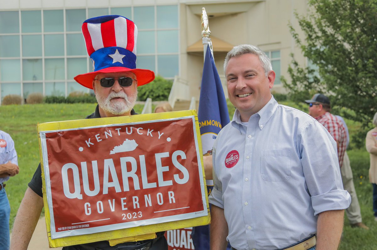 RyanQuarlesKY's tweet photo. Thank you Hardin County for a quick get out the vote stop! Momentum is building! We are the campaign that can unite both rural and urban Kentucky. 

We are focused on Kentucky issues and have run a campaign we can all be proud of! 

#BigRedTruckTour https://t.co/uthOSS1U58