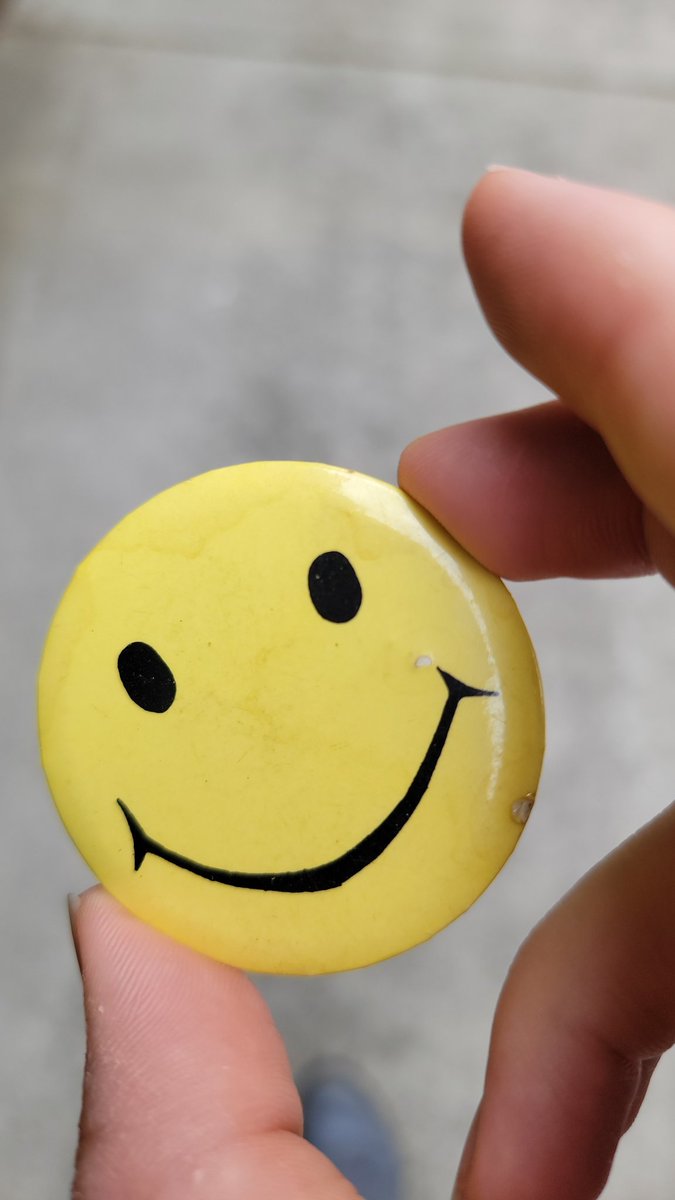 JustBen on Twitter "I found this at a garage sale for 2 dallors. Sorry