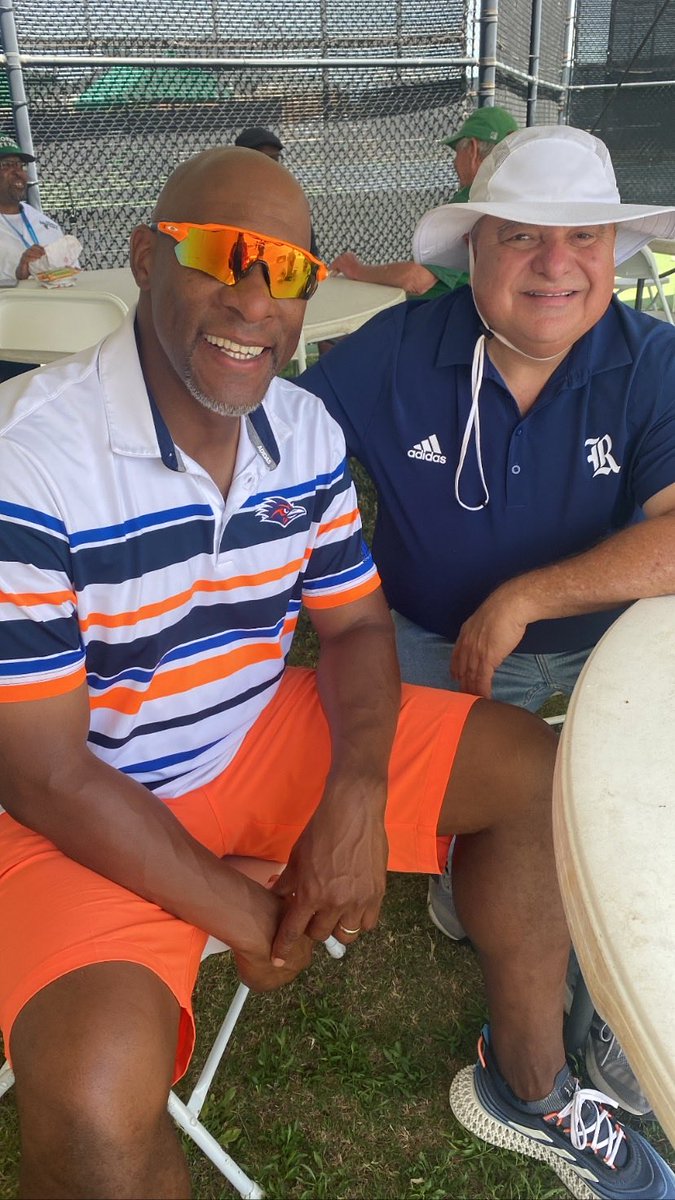 Rick Mello tweet media