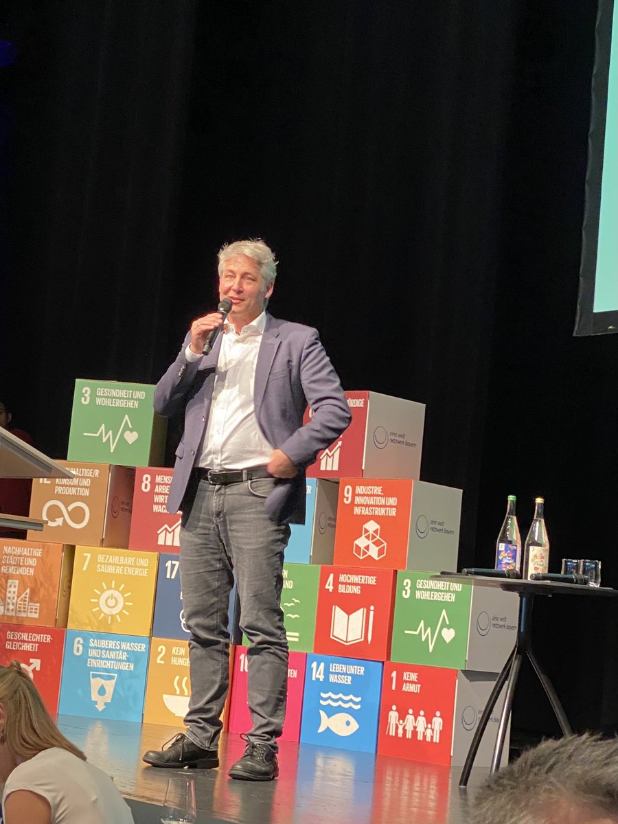 „Wir müssen uns als Wirtschaft als Teil der #Natur zu verstehen“

macht <a href="/bioland_de/">Bioland</a> Präsident Jan Plagge beim 30jährigen Jubiläum des BNW-Mitglieds Ökoring klar. 

Und: „#Organic spielt eine zentrale Rolle, wenn es darum geht, Gentechnik von unseren Äckern fernzuhalten!“