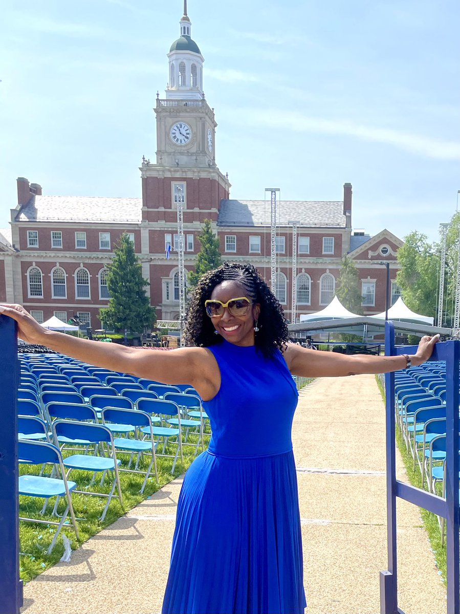 jtmediaready's tweet photo. Then and now! Itโs been 35 years.. and from student to professor l will always love Thee @HowardU ๐๐ฉ๐ฝโ๐Happy Commencement to the Class of โ23, especially in @howarduchsoc #howard23 #graduation2023 https://t.co/KCkunBhYK8