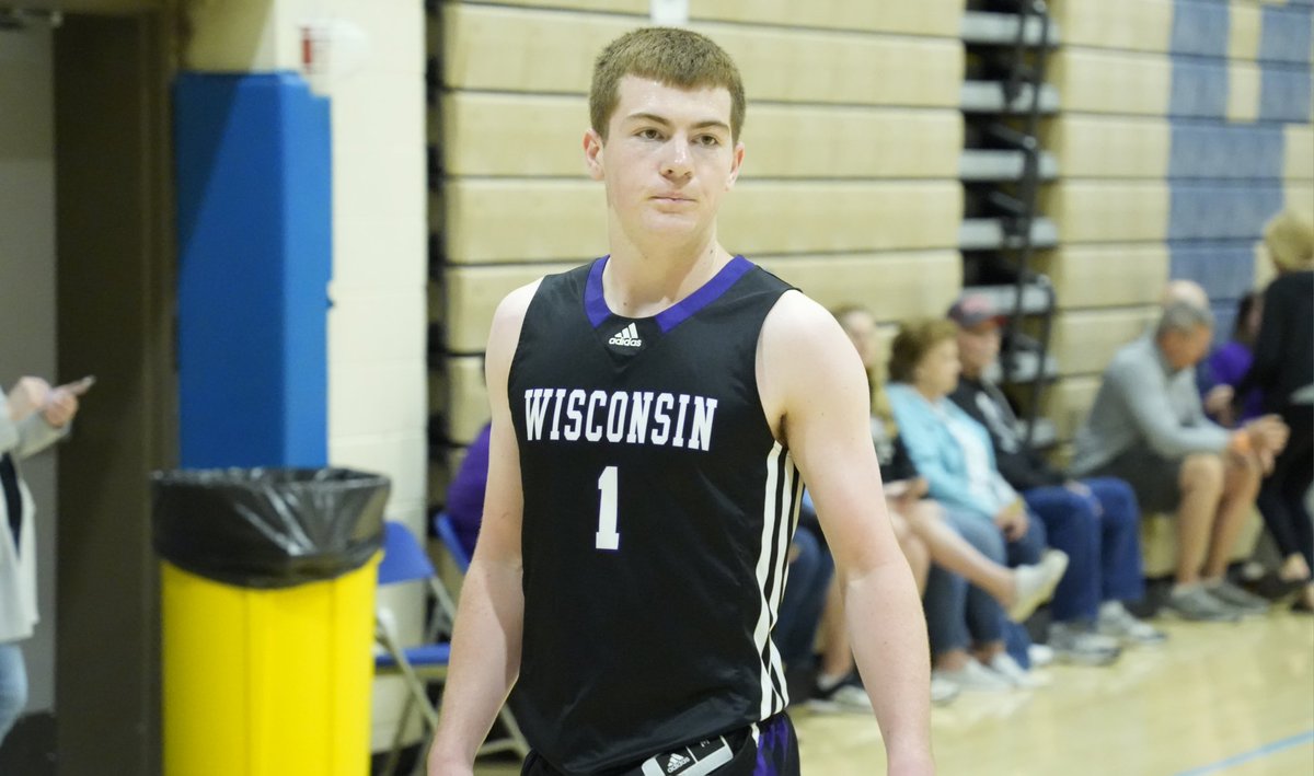 Strong day for 2025 G Drew Daoust (Southern Door).

Just cooked MN Select for 23 points 

Had 19 points vs. MN Lightning.

Super smooth scorer with a unique game -- takes guard into the mod range and gets off balance buckets .

#PHBattleAtTheLakes