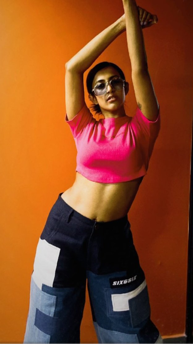 FwBuz0saUAE3rSV?format=jpg&name=medium