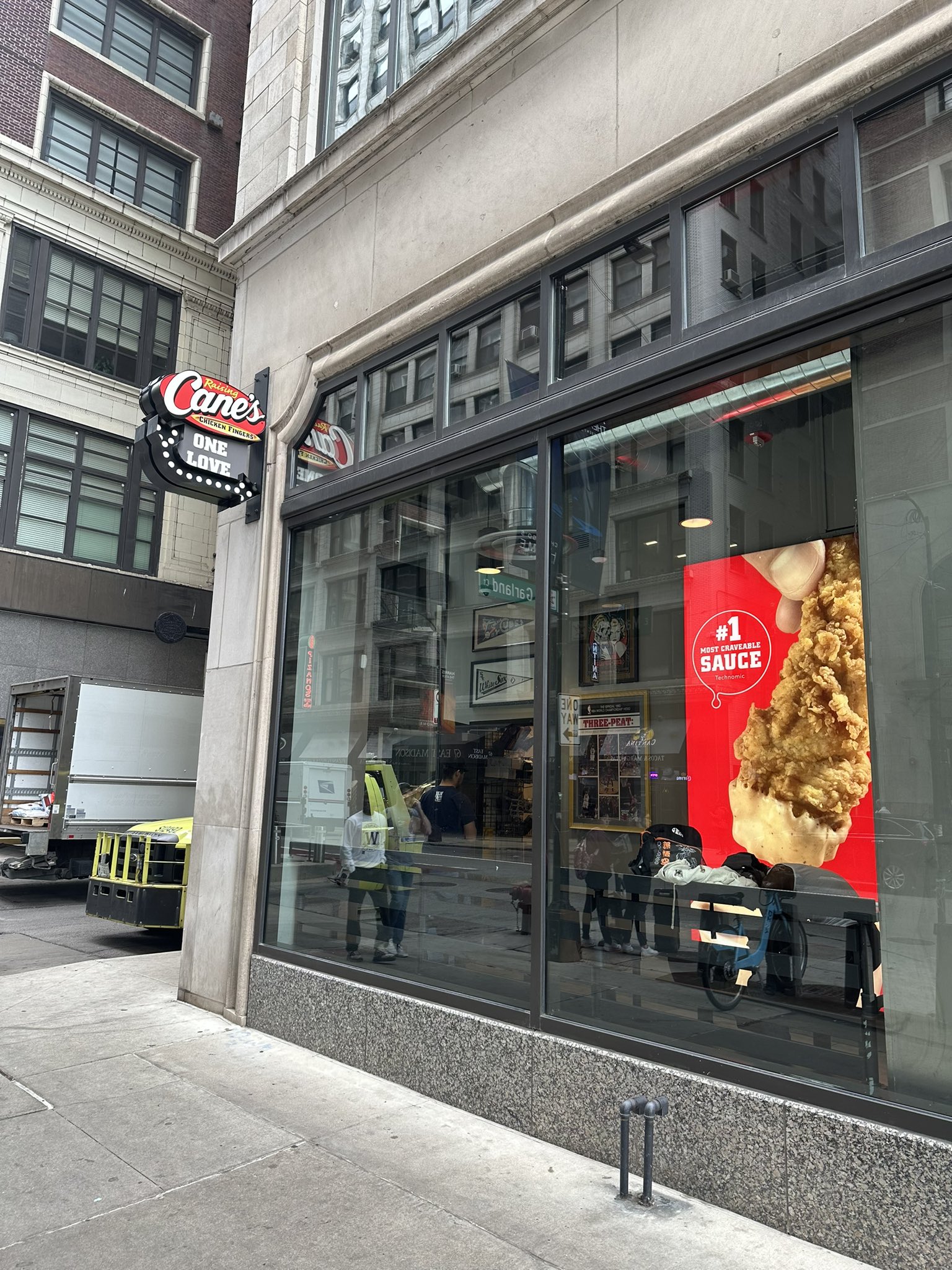 Raising Cane's on Twitter "Hey hey Chicago Caniacs! druski Restaurant takeover is in ONE HOUR