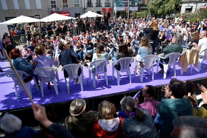 _GUIJOMI_'s tweet photo. @rtve @radio5_rne @rne Un partido que está vivo, aunque TVE le oculte.
Votaré @PODEMOS .
Mis impuestos también les paga a ustedes.
#LaFu
👇👇👇 https://t.co/l1M5wBcGYd