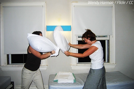 DebSuttonRE's tweet image. Start here if unsure what to do with pillows on #moving day. #todolist  cpix.me/a/169767850