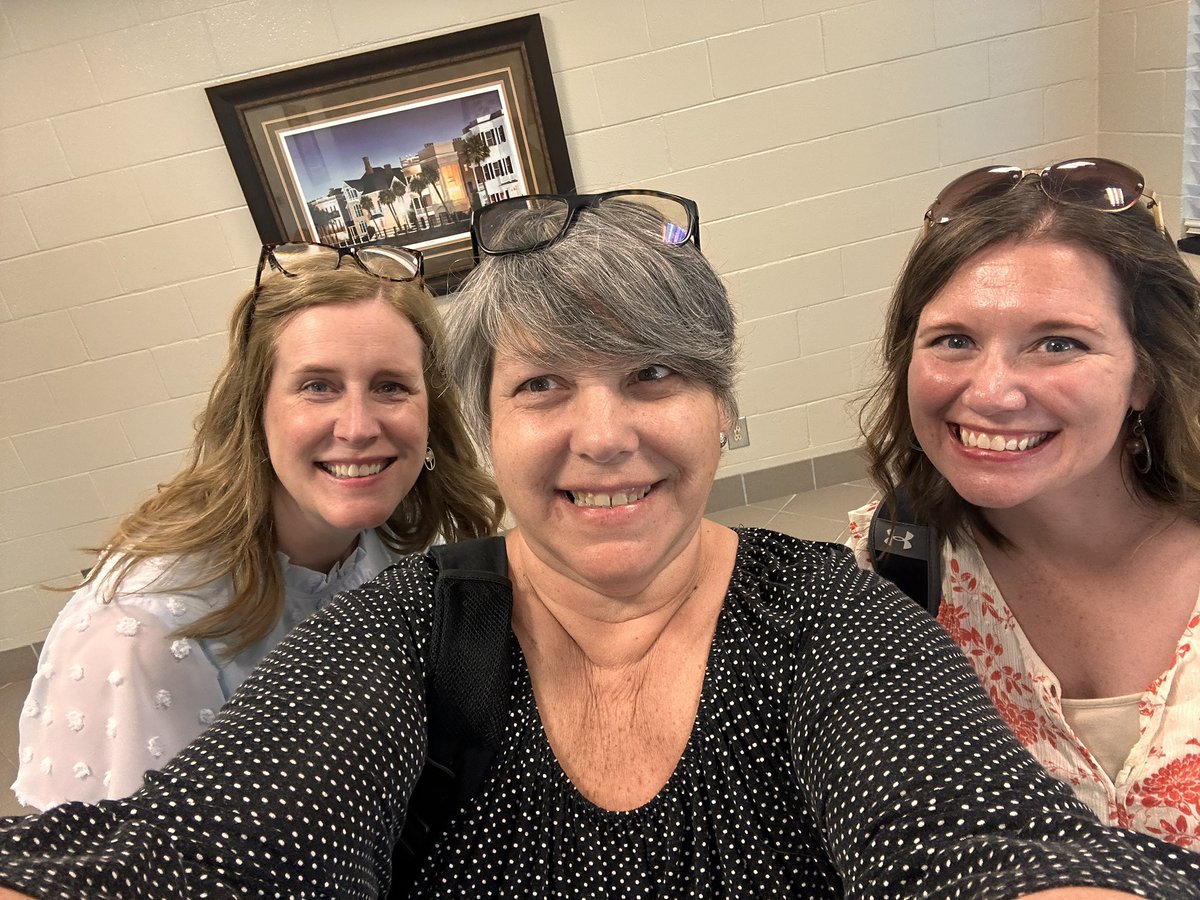 Kicking my birthday off at the <a href="/SCASLNet/">SCASL</a> Book Award Committee meeting in Cola!