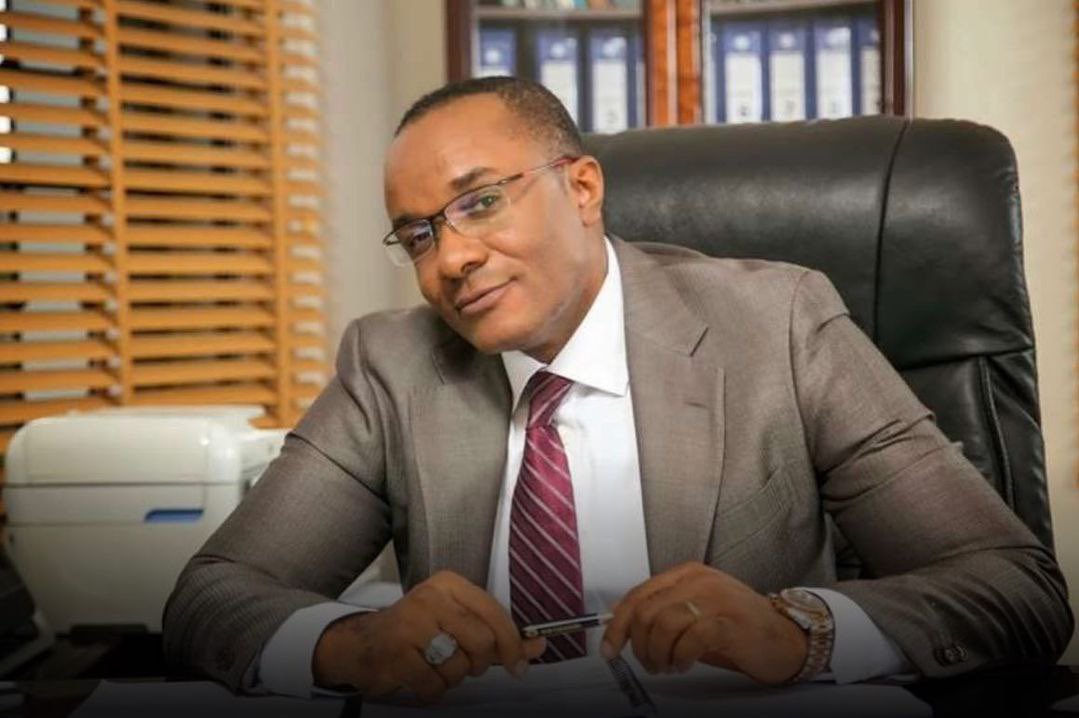 instablog9ja's tweet photo. Just In: Nollywood actor, Saint Obi, reportedly passes on after a brief illness Obinna Nwafor, better known by his stage name Saint Obi, has passed away.

It is reported that the incident occurred on Monday, May 7, 2023. He reportedly passed away after spending several months travelling to the hospital for treatment of an unspecified illness. 

According to blogger Moji Delano, a source disclosed that the actor, who he had seen a couple of times and recognized as Saint Obi, had di£d on Sunday and that the following day, his body was taken to the morgue at JUTH. 
.
.
This was after a visit his sister’s residence in Jos. Saint Obi is said to have recently relocated to his sister’s home in Jos, the capital of the Plateau State, and has frequently been spotted being transported to the hospital. 
.
.
The fact that Mr. Obi was frequently spotted in the hospital was also confirmed by a source at JUTH. The Imo-born thespian before his demise had featured in over 100 movies.