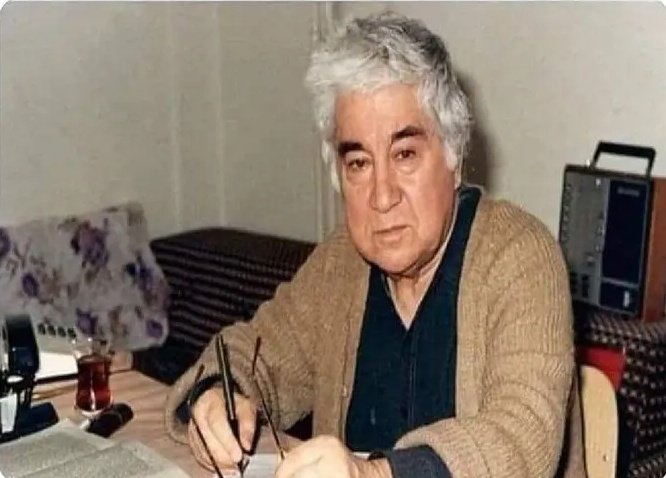Göklerden gelen bir karar falan yok. Aşağıda geri zekalı çok... 
Aziz Nesin