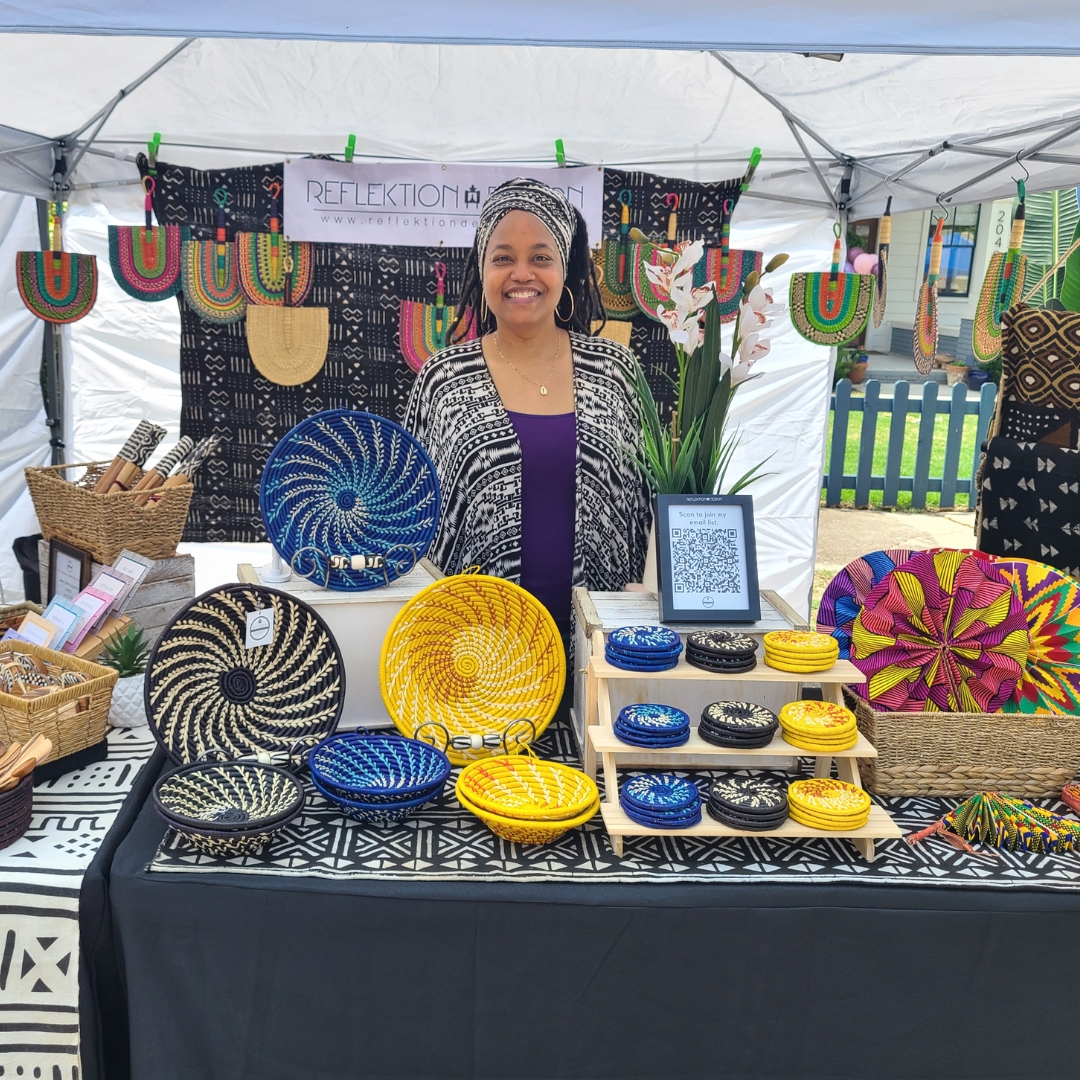 kwdfling's tweet photo. Some of our amazing vendors at our artist market! So much talent and so many exciting finds to be had. Crafts, giveaways, raffles and art - all to browse as you stroll around Kirkwood. Free to visit and only TODAY! https://t.co/uJIAwi4zM8