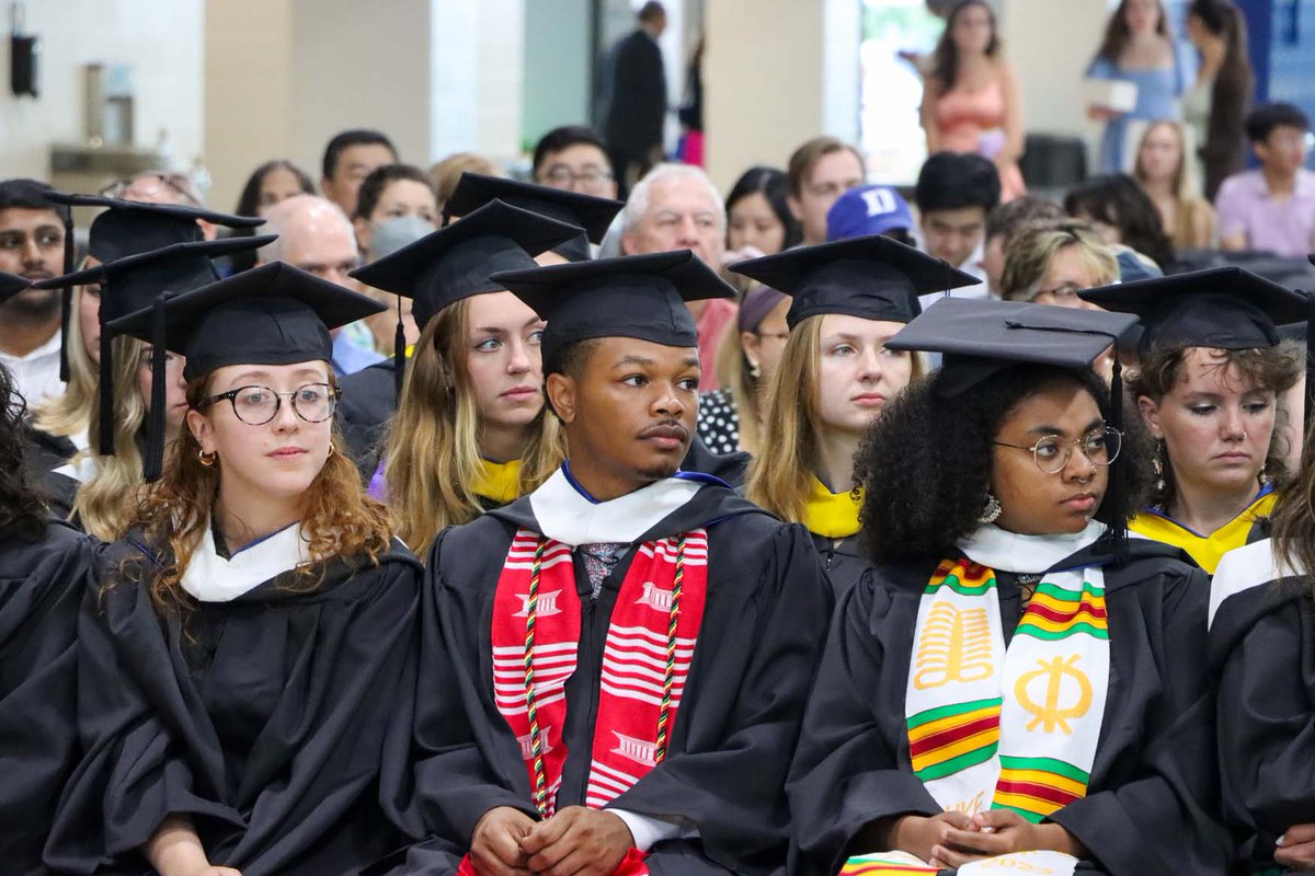 DukeEnvironment's tweet photo. Celebrating the Class of 2023!
#WeAreDukeEnvironment #Duke2023 https://t.co/DxjkWO8CKd