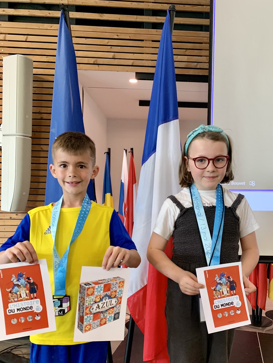 OlivierTedde's tweet photo. Fin de la journée de finale du concours national de la Fédération Française des Jeux mathématiques. @acstrasbourg remporte plusieurs épreuves et des élèves de l’@EuropeanS_Stg se classent aux premières places : ils iront à Wrocław disputer la finale UE. #excellence #Mathematiques https://t.co/yQhMeyFwYw