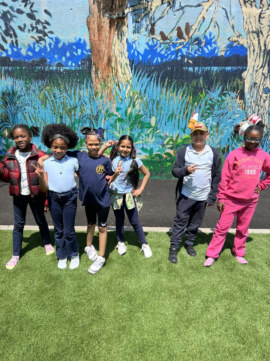 Toussaint L’Ouverture School tweet media