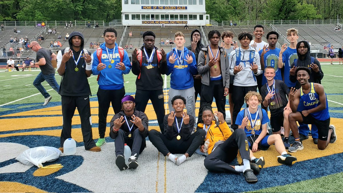 Gahanna Lincoln Boys T&F tweet media