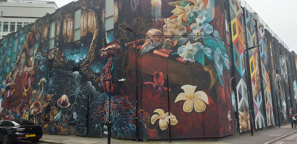 JMG_Worldwide's tweet photo. Spent some time at the @AmnestyUK Activist's Assembly...

Met and connected with some people with real passion and vision for human rights across the world, let alone the UK.

Also, got into aspects of community organising on various levels.

#humanrights #streetart https://t.co/668v25VszA