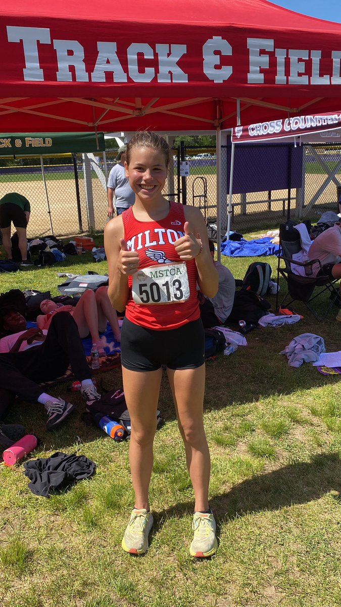 Coach_Hunt_'s tweet photo. Senior Captain Zoe Panucci qualifies for states running a 62.5 in the 400!! #CoachesInvitational #LiveFromNorton https://t.co/I5GufgQmq0