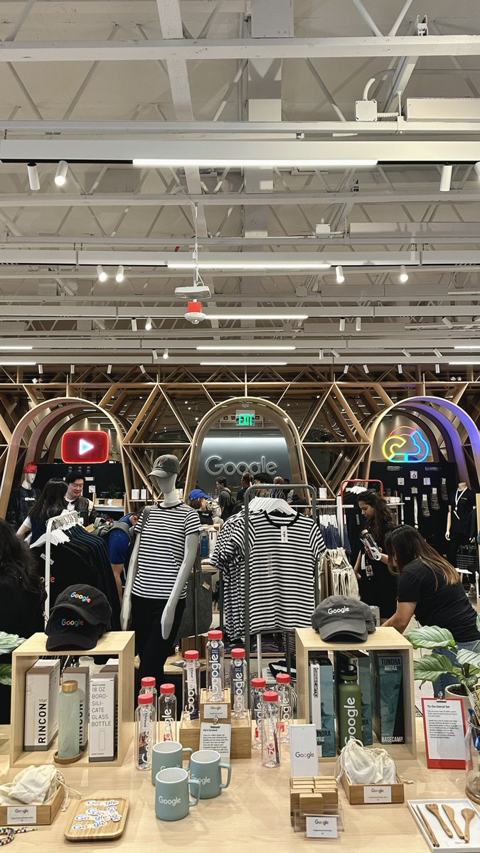 thealexdiaz's tweet image. Photos from this week #GoogleIO2023