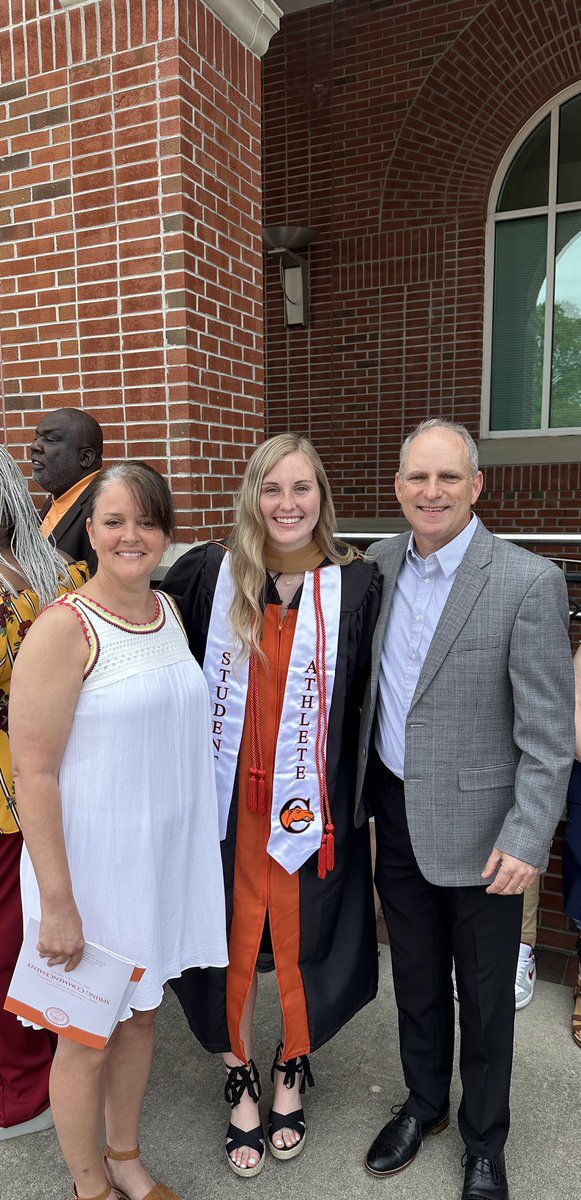 So proud of @shy_tuelle!  Earned her MBA in 5 years (with honors), all conference (with couple of championships along the way), and an amazing leader! And I’m so excited that SHE’S BACK for another season!  #SweatAndServe #CampbellProud