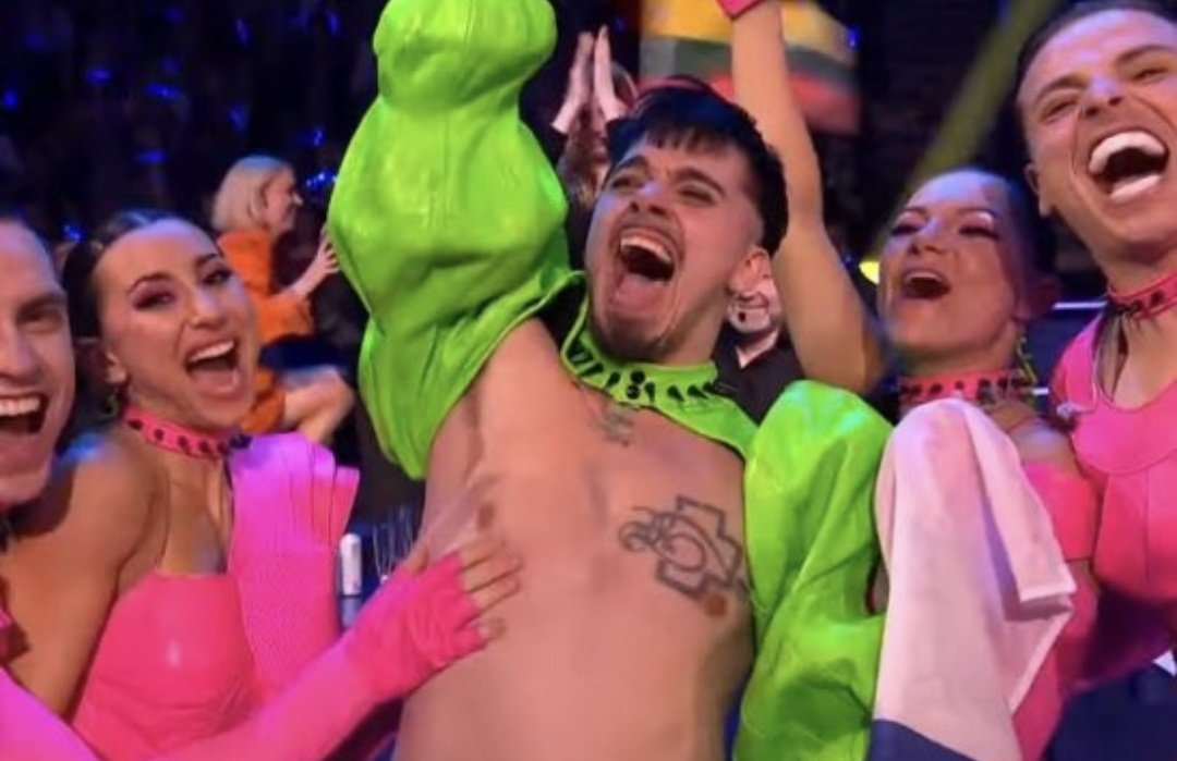 IamIllgner's tweet photo. GEWINNER DER HERZEN.

#Eurovision2023 #Eurovision #ESC #ESC2023 https://t.co/33ayDbiXHs