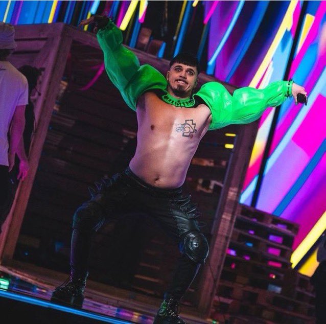 kookfie_'s tweet photo. BUT REMEMBER OUR KÄÄRIJÄ FROM FINLAND GOT THE MOST PUBLIC VOTES, WE ALL LOVED HIM THE MOST 💚💚💚💚💚🇫🇮🇫🇮🇫🇮 #eurovision #Eurovision2023 https://t.co/c85Z4aPhcp