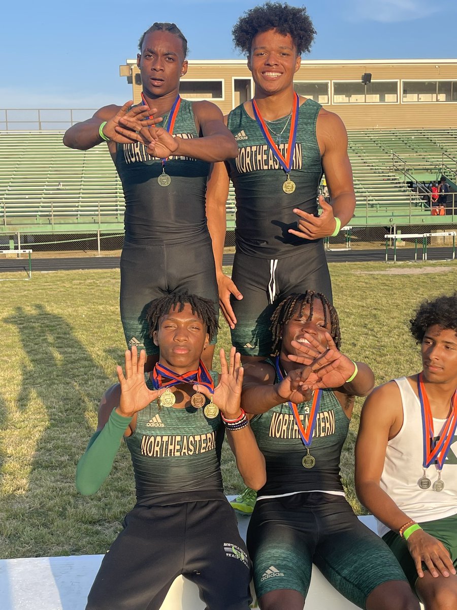 NHSTrackandXC's tweet photo. Swept the Sprint Relays(4x2,4x1,4x4) at the 2A East Championship #ACGI #FreeSmoke https://t.co/ePQ4IbNaLF