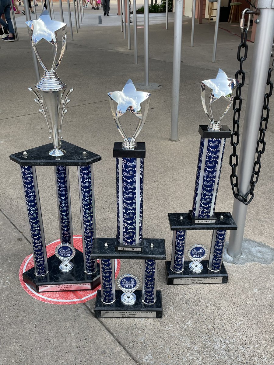 wcsGMSband's tweet image. We are SO PROUD of our GMS 7th &amp;amp; 8th grade bands!!!  Both got 1st place in their class and the 8th grade got 1st place overall with a score of 96.0!  #GeneralsLead @wcsGMS @WCSedu @TheFranklinBand