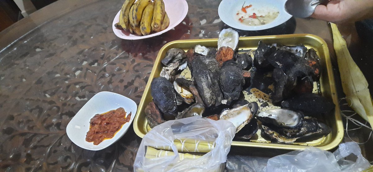 hari_harmin's tweet photo. Setelah kembali 5 hari kerja... maka terjadwal ulang sarapan pagi dg ikan" segar di pasar Mina Minanga Buton Utara https://t.co/KfVeRAPGC2