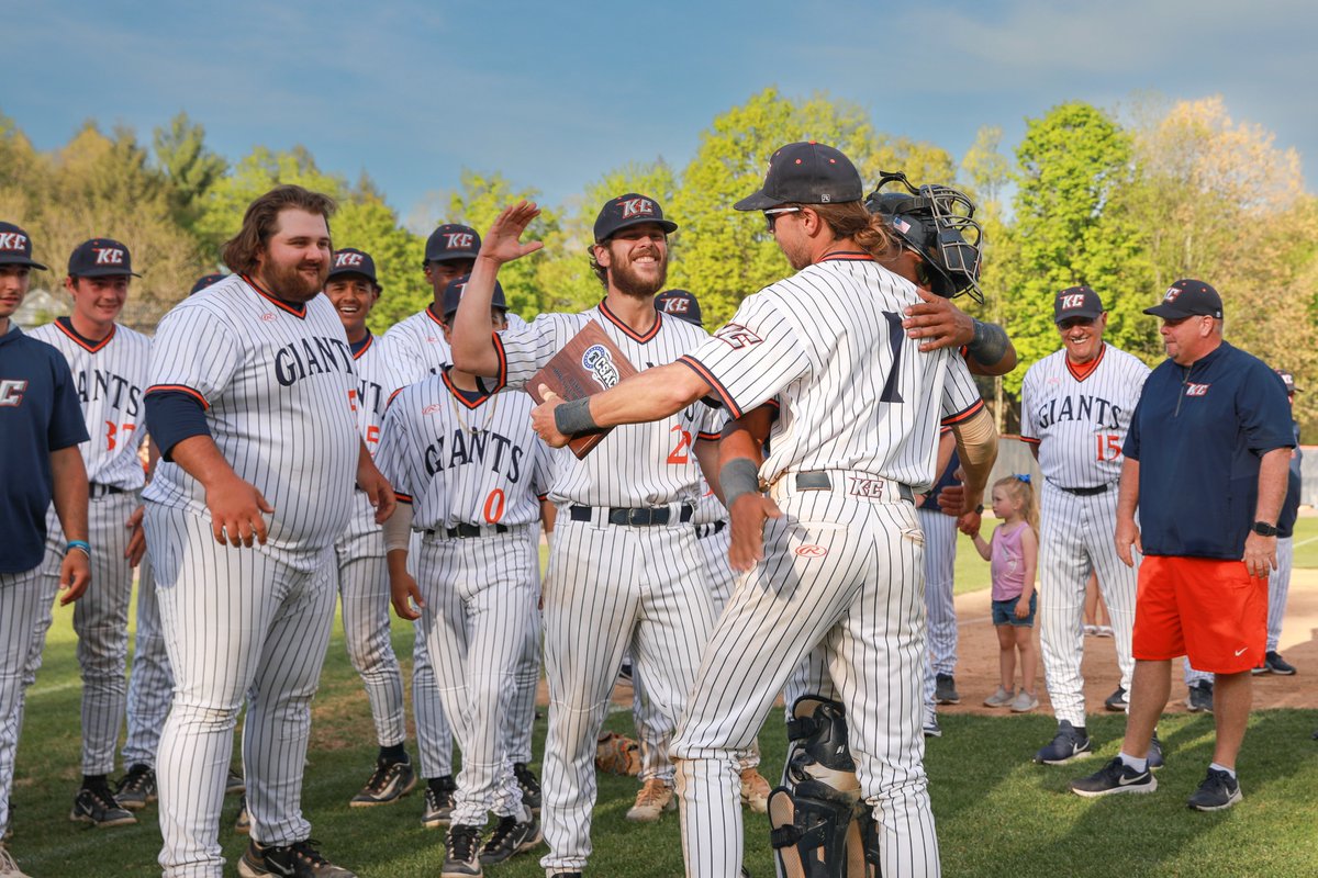 KCGiants's tweet photo. Your 18x conference champs - @KeystoneBase! 

Giants 10, Wilson 8

MVP: Bobby Pokorney @4bobbyy 

Photo cred: @DocTRD https://t.co/VJNMEk52xk
