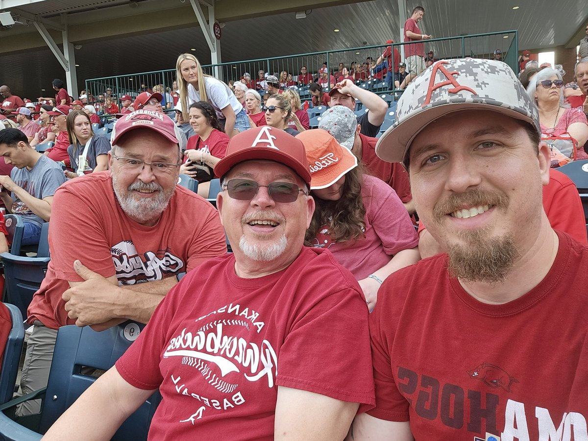 laysonj's tweet photo. #thisisbaseball https://t.co/abqEgBTptj