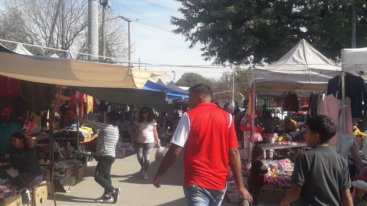 La Numero 1!!!!!  Hoy en la feria  de Villa Libertador!!!!! <a href="/JBeeSellares/">Javier Bee Sellares</a> <a href="/LucasBalian/">Lucas Balian</a> <a href="/rodrigodeloredo/">Rodrigo de Loredo</a> <a href="/UCRCBA/">UCR Córdoba</a>