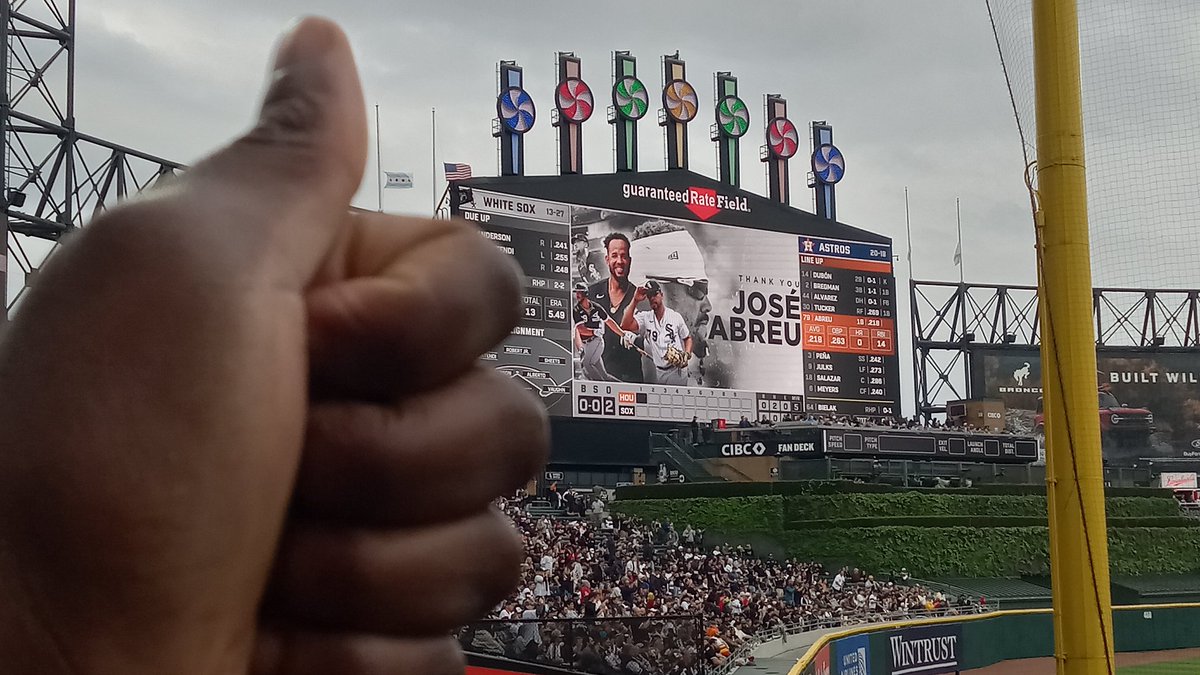 THANK YOU #Pito! 👍 #HOUvsCHW #MLB #WhiteSox #SouthSideOrDie #SoxSide #SoxPride #SouthSideHitmen #SoxLegend #MLBTwitter
